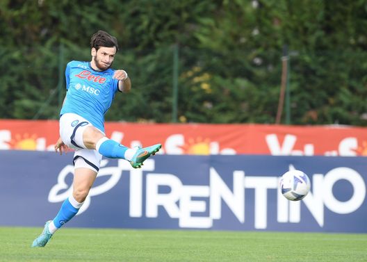 Khvicha Kvaratskhelia (Photo by SSC NAPOLI/SSC NAPOLI via Getty Images) Auriemma: “Immaginavo che Kvara avrebbe confermato le sue qualità anche al Napoli”- immagine 2