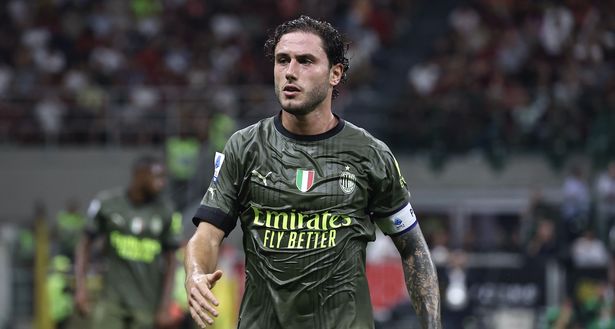 Davide Calabria (difensore AC Milan), qui durante Milan-Bologna 2-0 (Serie A 2022-2023) | News (Getty Images) Davide Calabria AC Milan Milan-Bologna 2-0 Serie A 2022-2023