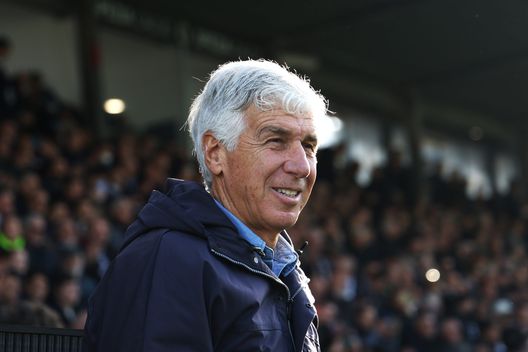 LA SPEZIA, ITALY - JANUARY 04: Atalanta BC head coach Gian Piero Gasperini looks on during the Serie A match between Spezia Calcio and Atalanta BC at Stadio Alberto Picco on January 04, 2023 in La Spezia, Italy. (Photo by Claudia Greco/Getty Images) gasperini