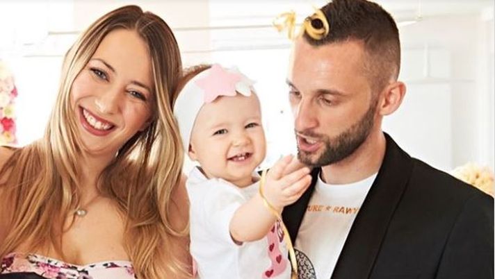 Da super Brozovic a super papà, il croato: “Aurora fa un anno. Lei è la gioia più grande” 