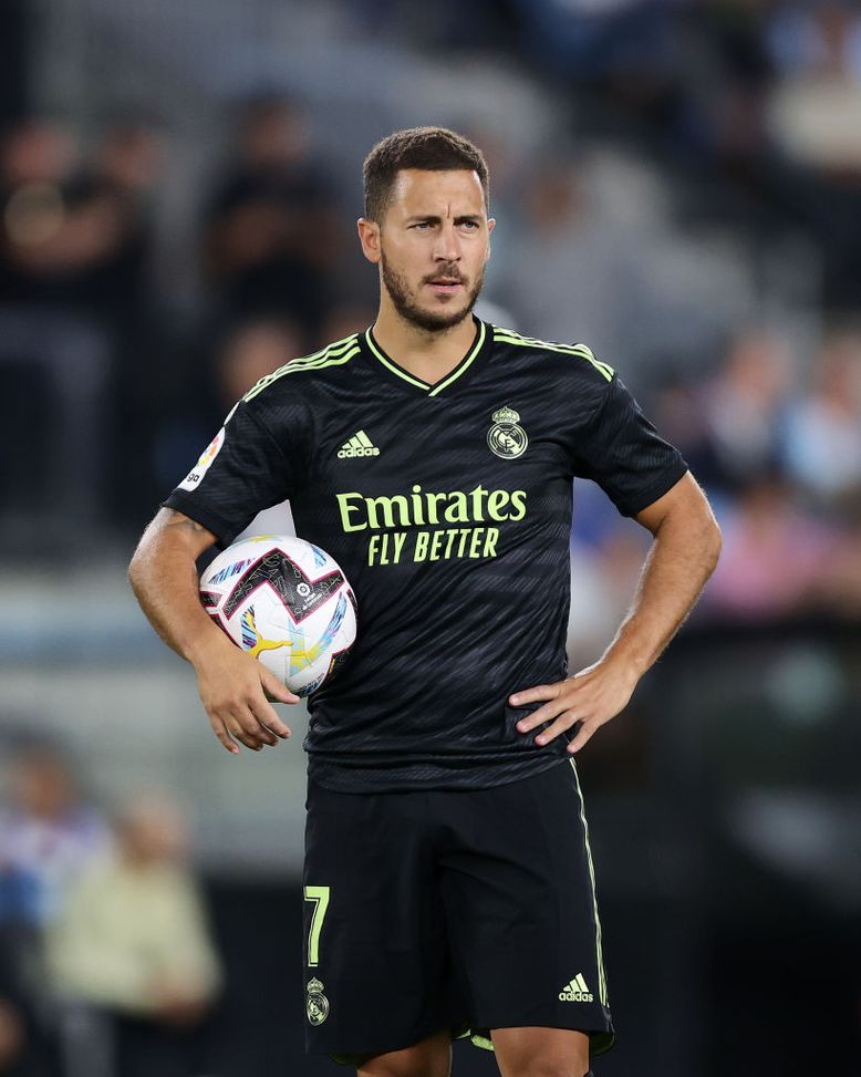 (Photo by Gonzalo Arroyo Moreno/Getty Images) Troppi morti in quegli stadi: il comune di nascita di Hazard non seguirà i Mondiali con i maxischermi- immagine 2