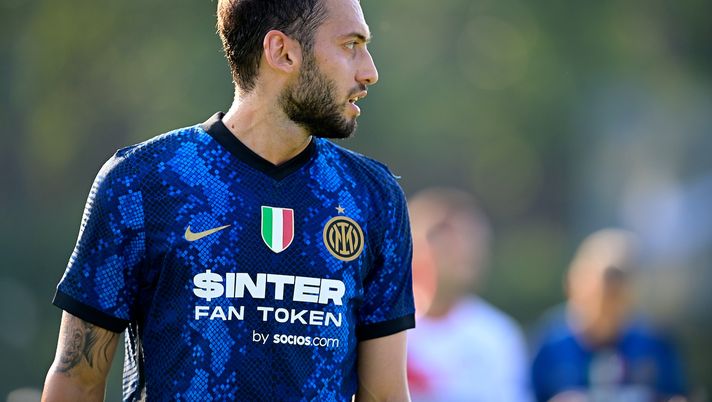 Hakan Calhanoglu (centrocampista Inter), ex giocatore del Milan | Serie A News (Getty Images) 