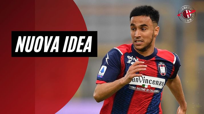 Adam Ounas (centrocampista Napoli, qui con la maglia del Crotone), obiettivo di calciomercato del Milan | AC Milan News (Getty Images) 