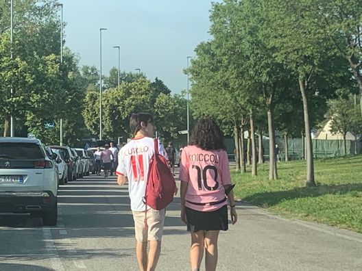 FOTO Padova-Palermo, più che un gemellaggio. Tifosa rosanero insieme al biancoscudato Palermo