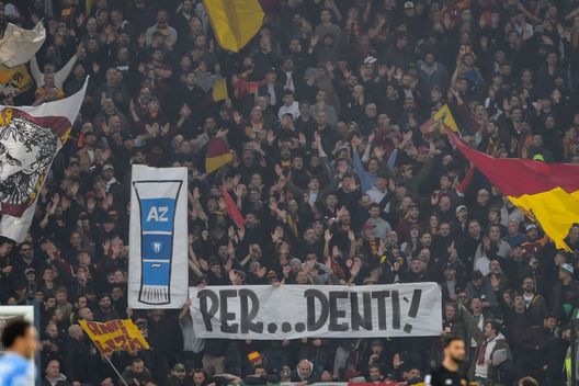 (Photo by Fabio Rossi/AS Roma via Getty Images) Altri 12: salgono a 19 i Daspo per l’ultimo derby di Roma- immagine 2