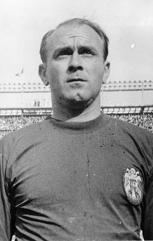 (Photo by Central Press/Getty Images) (Photo by Central Press/Getty Images)