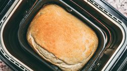 La macchina del pane è l’oggetto più acquistato in quarantena: ecco quale prendere