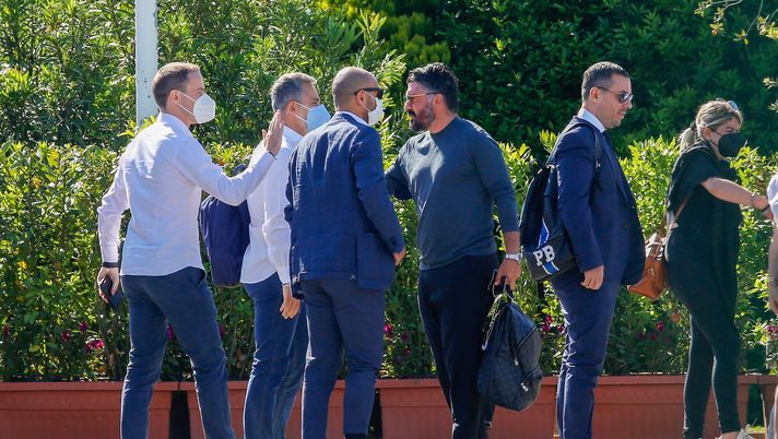 GERMOGLI PH: 26 MAGGIO 2021 FIRENZE CENTRO SPORTIVO DAVIDE ASTORI STRISCIONE PER L'ARRIVO DEL NUOVO ALLENATORE DELLA FIORENTINA GENNARO RINO GATTUSO NELLA FOTO 
