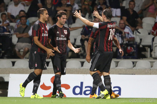Poli e Montolivo, due tasselli fondamentali per il centrocampo di Mihajlovic (acmilan.com) Poli e Montolivo, due tasselli fondamentali per il centrocampo di Mihajlovic (acmilan.com)