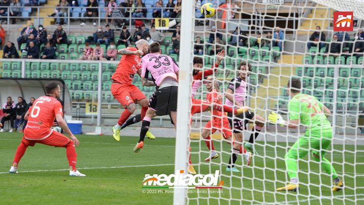 Serie C, il Covid non dà tregua alla Turris: nuovo rinvio gara contro il Francavilla  turris