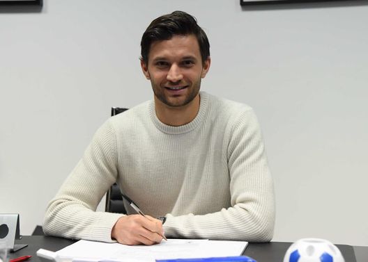 VIDEO Il Napoli svela il numero di maglia scelto dal neo-acquisto Bereszynski- immagine 2