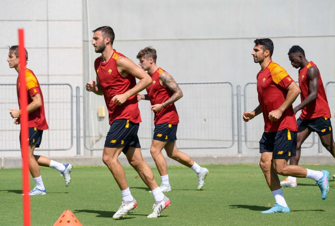 Seduta mattutina per la Roma a Tel Aviv – FOTO GALLERY - immagine 17