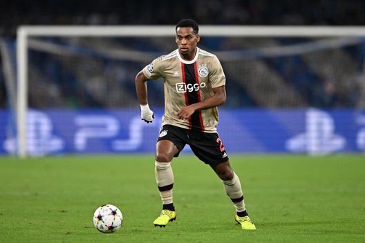 Rumors di mercato, “Il Napoli guarda a Jurrien Timber come sostituto di Kim obiettivo dello United”