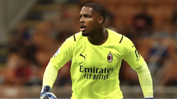 Mike Maignan AC Milan Milan-Cagliari Serie A 2021-2022