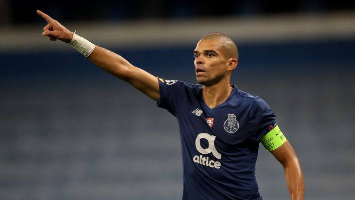MANCHESTER, ENGLAND - OCTOBER 21: Pepe of Porto during the UEFA Champions League Group C stage match between Manchester City and FC Porto at Etihad Stadium on October 21, 2020 in Manchester, England. Sporting stadiums around the UK remain under strict restrictions due to the Coronavirus Pandemic as Government social distancing laws prohibit fans inside venues resulting in games being played behind closed doors. (Photo by Martin Rickett - Pool/Getty Images) MANCHESTER, ENGLAND - OCTOBER 21: Pepe of Porto during the UEFA Champions League Group C stage match between Manchester City and FC Porto at Etihad Stadium on October 21, 2020 in Manchester, England. Sporting stadiums around the UK remain under strict restrictions due to the Coronavirus Pandemic as Government social distancing laws prohibit fans inside venues resulting in games being played behind closed doors. (Photo by Martin Rickett - Pool/Getty Images)
