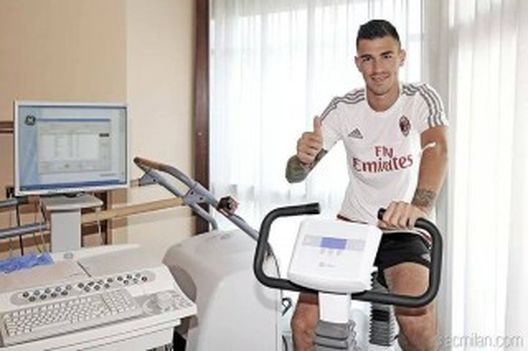 Alessio Romagnoli, fonte foto acmilan.com Alessio Romagnoli, fonte foto acmilan.com