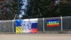 Atalanta, striscione con Miranchuk e Malinovskyi fuori da Zingonia
