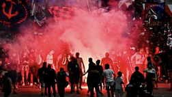 Genoa, orgoglio rossoblù: in 5 mila al corteo nonostante la B