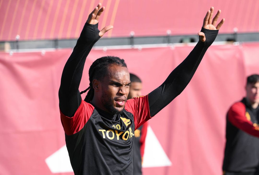 Roma, allenamento in vista del Cagliari: ci sono Smalling e Sanches – FOTO GALLERY - immagine 9