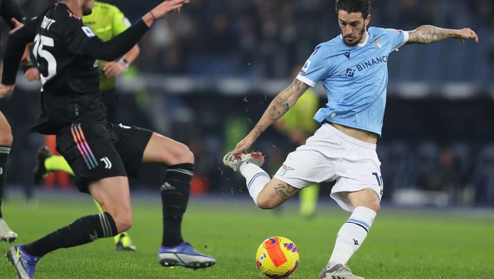 Luis Alberto contro la Juventus