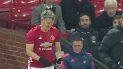 VIDEO / Dopo 255 giorni Schweinsteiger scende in campo: accoglienza dei tifosi da brividi!