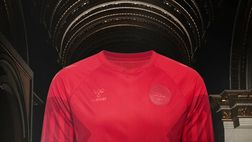Troppi morti e pochi diritti umani: Mondiali, a lutto la maglia della Danimarca in Qatar