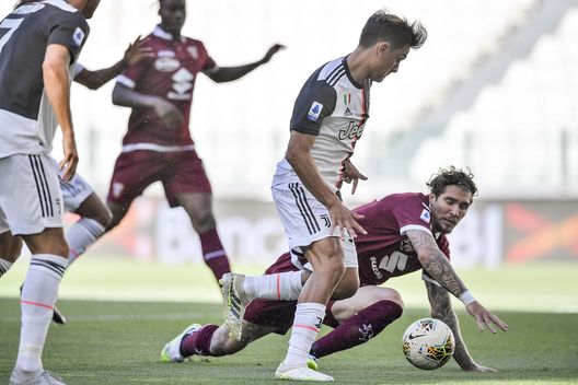 TURIN, ITALY - JULY 04: Paulo Dybala of Juventus scores his team's first goal during the Serie A match between Juventus and Torino FC at Allianz Stadium on July 04, 2020 in Turin, Italy. (Photo by Daniele Badolato - Juventus FC/Juventus FC via Getty Images) TURIN, ITALY - JULY 04: Paulo Dybala of Juventus scores his team's first goal during the Serie A match between Juventus and Torino FC at Allianz Stadium on July 04, 2020 in Turin, Italy. (Photo by Daniele Badolato - Juventus FC/Juventus FC via Getty Images)