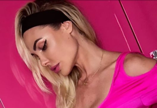 Ilary Blasi: “Il tradimento di Totti? Solo quella volta ho pensato ci fosse qualcosa, avevo…” Ilary Blasi: “Il tradimento di Totti? Solo quella volta ho pensato ci fosse qualcosa, avevo…” - immagine 1