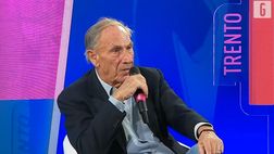 VIDEO / Zeman: “Con il Var mi sarei evitato qualche sconfitta”. Poi squilla il telefono e…