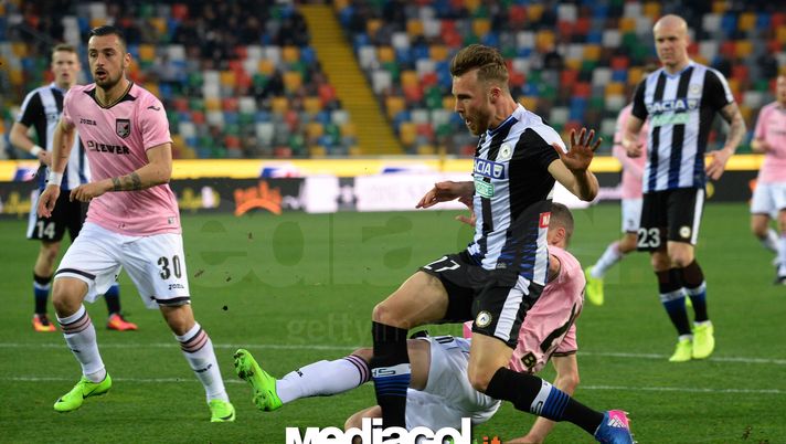 UDINE, ITALY - MARCH 19: Roland Sallai of  US Citta di Palermo scores his opening goal during the Serie A match between Udinese Calcio and US Citta di Palermo at Stadio Friuli on March 19, 2017 in Udine, Italy.  (Photo by Dino Panato/Getty Images)  UDINE, ITALY - MARCH 19: Roland Sallai of  US Citta di Palermo scores his opening goal during the Serie A match between Udinese Calcio and US Citta di Palermo at Stadio Friuli on March 19, 2017 in Udine, Italy.  (Photo by Dino Panato/Getty Images)