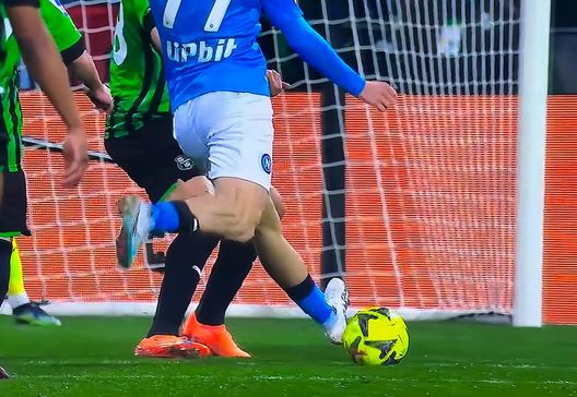 VIDEO Sassuolo-Napoli 0-1:  un golazo di Kvaratskhelia sblocca la sfida- immagine 2