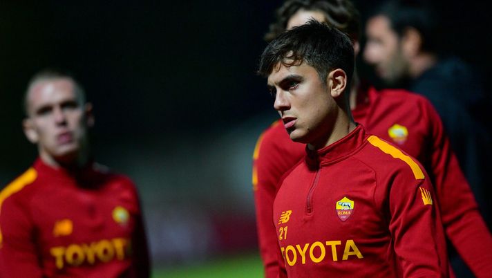 Getty Images Trigoria, la rifinitura in vista del Torino: Dybala e Karsdorp in gruppo - immagine 1