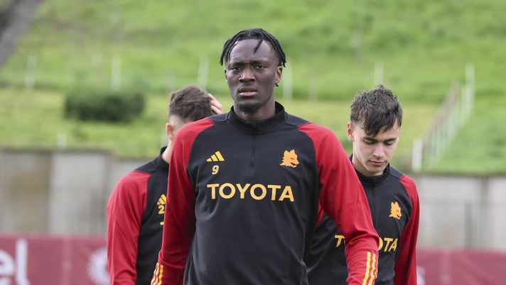 Roma, Abraham festeggia il ritorno in campo: “Essere sconfitti è facoltativo” - immagine 1