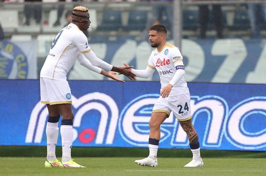 (Photo by Gabriele Maltinti/Getty Images) Il Napoli costretto a cambiare albergo per il ritiro: ecco il motivo- immagine 2