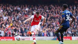 Arsenal, OK il gol di Xhaka: tifosi Milan “ma come somiglia a Bennacer-Kalulu nel derby…”