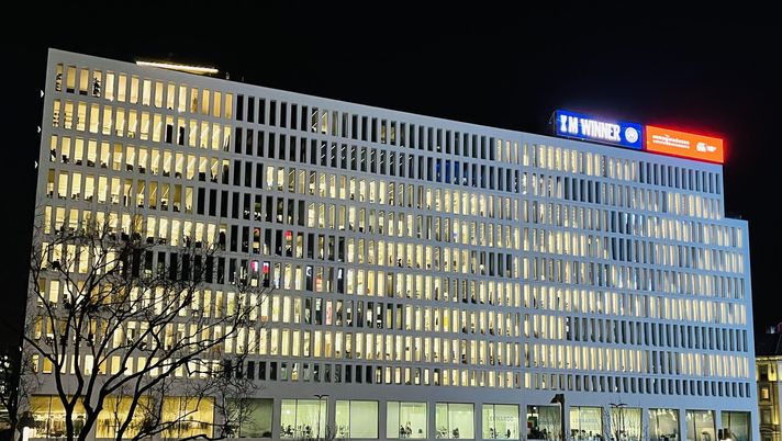 FCIN1908 – I M WINNER, l’Inter celebra anche in sede la vittoria della Supercoppa - immagine 1