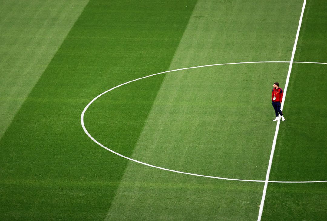 La Roma sul prato della Puskas Arena. Domani la finale – FOTO GALLERY - immagine 54