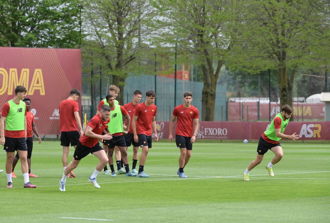 La Roma non si ferma: primo allenamento pre-Fiorentina – FOTO GALLERY - immagine 7