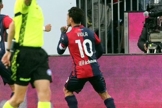 Getty Cagliari, Viola dopo il gol all’Atalanta: “Ora pensiamo all’Inter. Sarà una partita proibitiva”- immagine 2