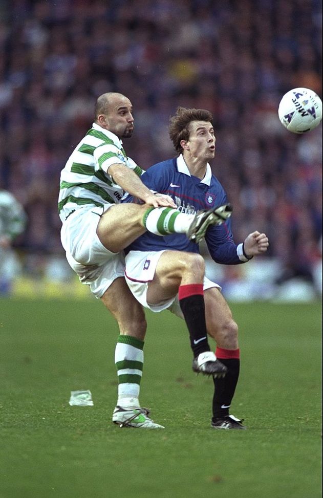 Mandatory Credit: Stu Forster /Allsport I tanti derby di Enrico Annoni: “Quando con il Celtic spezzammo il sogno dei Rangers…”- immagine 2