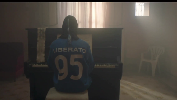 VIDEO Liberato pubblica il nuovo singolo dedicato al Napoli - immagine 1