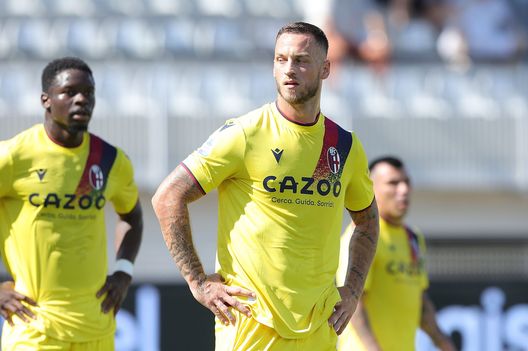 LA SPEZIA, ITALY - SEPTEMBER 04: Marko Arnautovic of Bologna FC looks on during the Serie A match between Spezia Calcio and Bologna FC at Stadio Alberto Picco on September 4, 2022 in La Spezia, Italy. (Photo by Gabriele Maltinti/Getty Images) La probabile del Bologna: Arnautovic non si tocca, dietro sta a Posch?- immagine 2