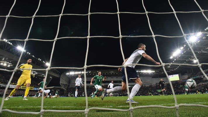 BELFAST, NORTHERN IRELAND - NOVEMBER 15: Conor Washington of Northern Ireland sees his late effort blocked by Francesco Acerbi and Leonardo Bonucci during the 2022 FIFA World Cup Qualifier match between Northern Ireland and Italy at Windsor Park on November 15, 2021 in Belfast, Northern Ireland. (Photo by Charles McQuillan/Getty Images) BELFAST, NORTHERN IRELAND - NOVEMBER 15: Conor Washington of Northern Ireland sees his late effort blocked by Francesco Acerbi and Leonardo Bonucci during the 2022 FIFA World Cup Qualifier match between Northern Ireland and Italy at Windsor Park on November 15, 2021 in Belfast, Northern Ireland. (Photo by Charles McQuillan/Getty Images)