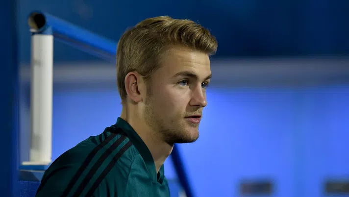 Juventus, altro caso di Covid: il club comunica la positività di Matthijs de Ligt
