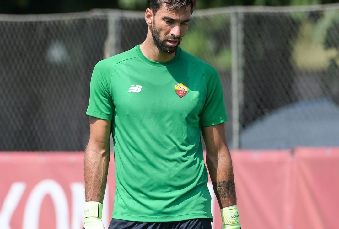 Seduta mattutina per la Roma a Trigoria – FOTO GALLERY - immagine 15