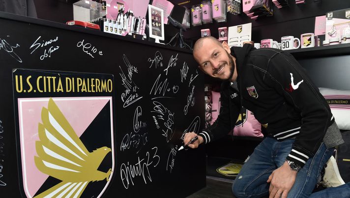 Ag. Pomini-Mediagol: “Lui leader anche fuori dal campo. Alberto ama Palermo, può diventare uomo simbolo” Ag. Pomini-Mediagol: “Lui leader anche fuori dal campo. Alberto ama Palermo, può diventare uomo simbolo”