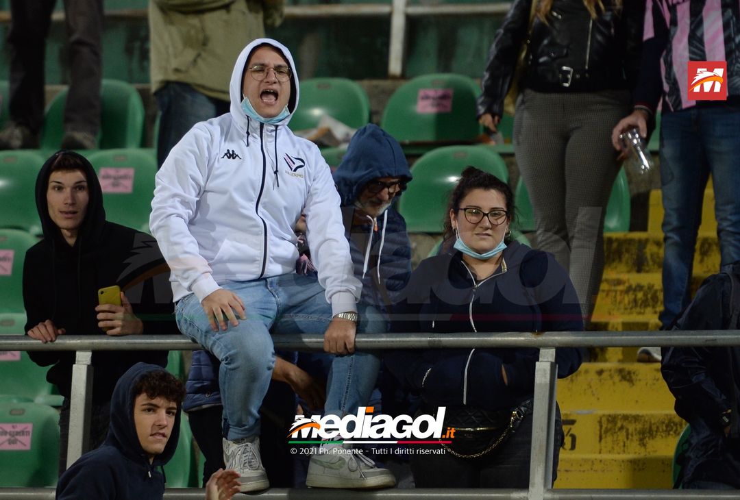 FOTO, i tifosi allo stadio per Palermo – Foggia 3-0 (Gallery) - immagine 5
