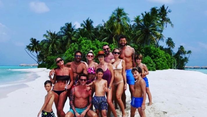 Vacanze alle Maldive, il gruppo bianconero storico perde i pezzi: ai Marchisio mancano… 