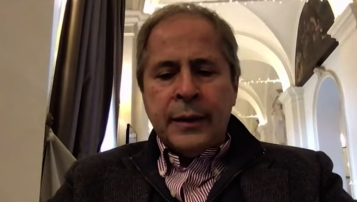 Coronavirus, Crisanti e le norme dell’estate 2021: “Bar, ristoranti e spiagge, ora sarà tutto diverso” Coronavirus, Crisanti e le norme dell’estate 2021: “Bar, ristoranti e spiagge, ora sarà tutto diverso”