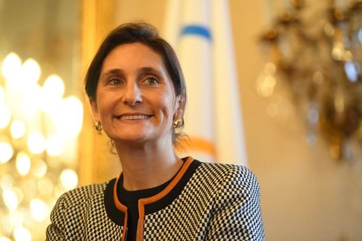 Francia, bisogna risparmiare energia: stop alle partite in notturna nel calcio?- immagine 2